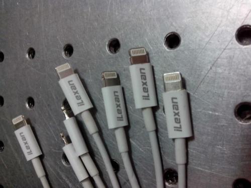 激光打標機充電頭數據線(xiàn)